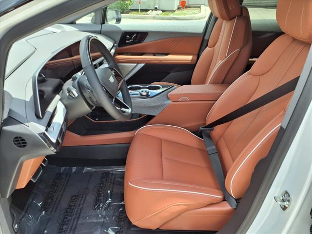 new 2025 Cadillac OPTIQ car, priced at $60,015