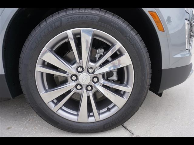 new 2025 Cadillac XT5 car, priced at $51,990
