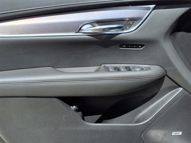 new 2025 Cadillac XT6 car, priced at $47,440