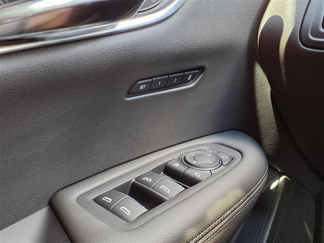 new 2025 Cadillac XT6 car, priced at $47,440