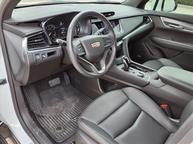 used 2025 Cadillac XT6 car, priced at $47,888