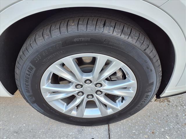 used 2025 Cadillac XT6 car, priced at $42,749