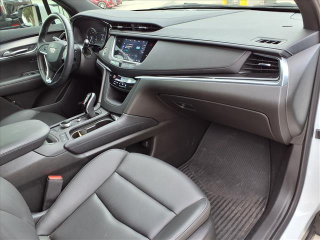 used 2025 Cadillac XT6 car, priced at $47,888