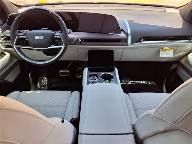 new 2026 Cadillac VISTIQ car, priced at $79,715