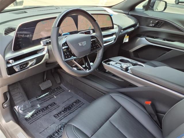 new 2025 Cadillac LYRIQ car, priced at $65,590