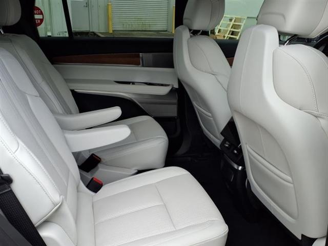 new 2026 Cadillac VISTIQ car, priced at $81,615