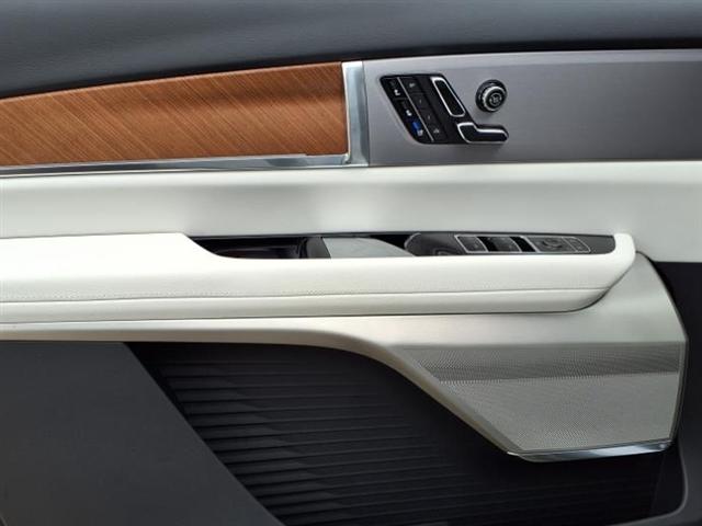 new 2026 Cadillac VISTIQ car, priced at $81,615