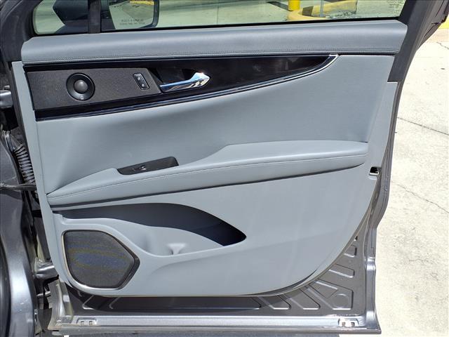 used 2021 Lincoln Nautilus car, priced at $29,163