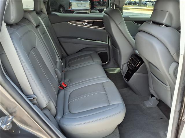 used 2021 Lincoln Nautilus car, priced at $29,163