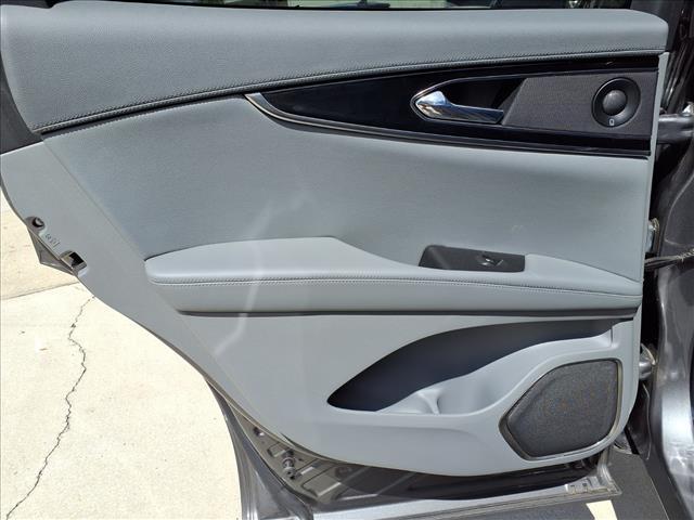 used 2021 Lincoln Nautilus car, priced at $29,163