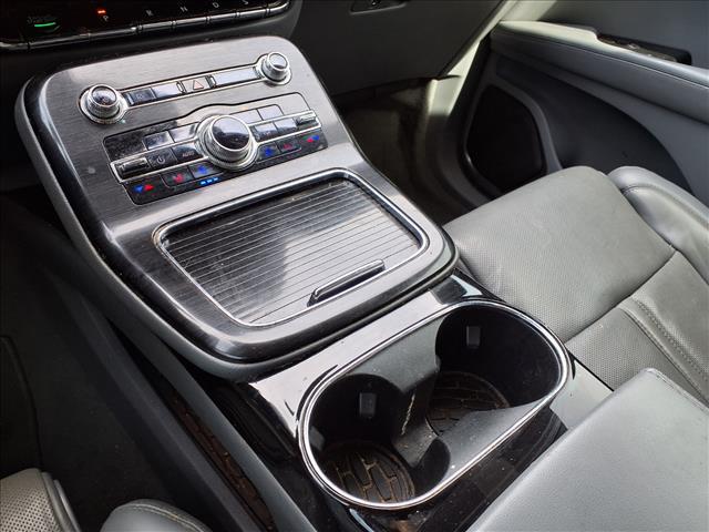 used 2021 Lincoln Nautilus car, priced at $30,027
