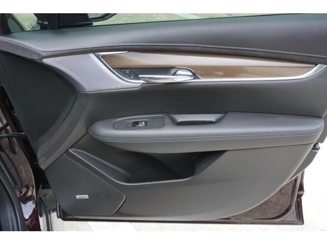 used 2020 Cadillac XT6 car, priced at $29,260