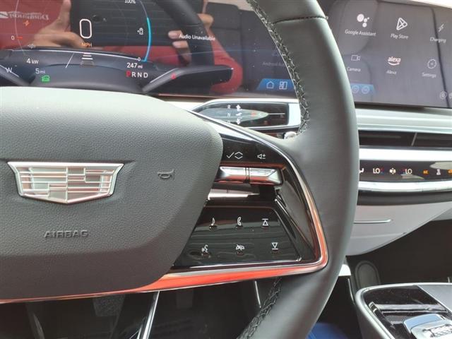 new 2025 Cadillac LYRIQ car, priced at $62,514
