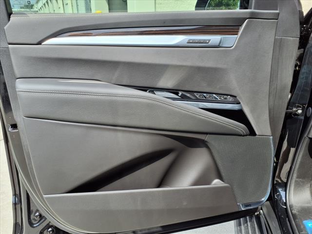 new 2025 Cadillac Escalade car