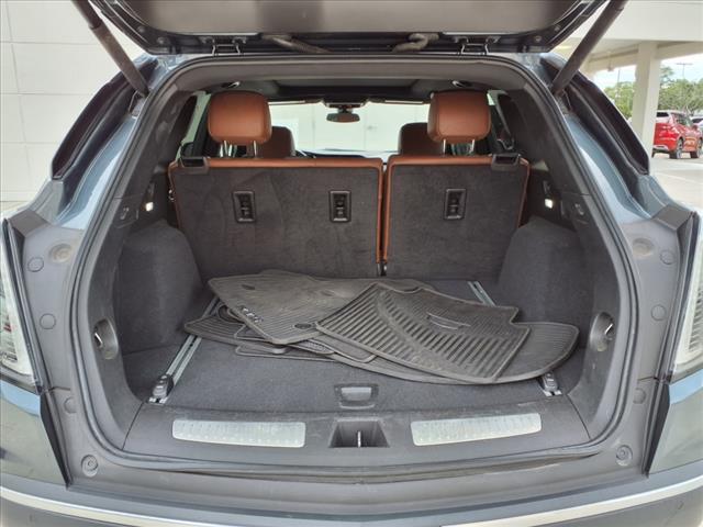 used 2021 Cadillac XT5 car, priced at $30,300