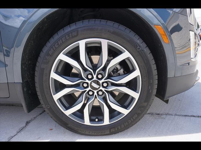 used 2021 Cadillac XT5 car, priced at $31,193