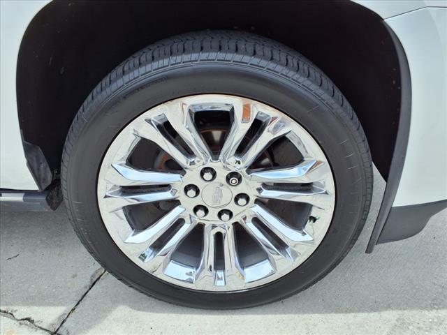 used 2019 Cadillac Escalade ESV car, priced at $31,209