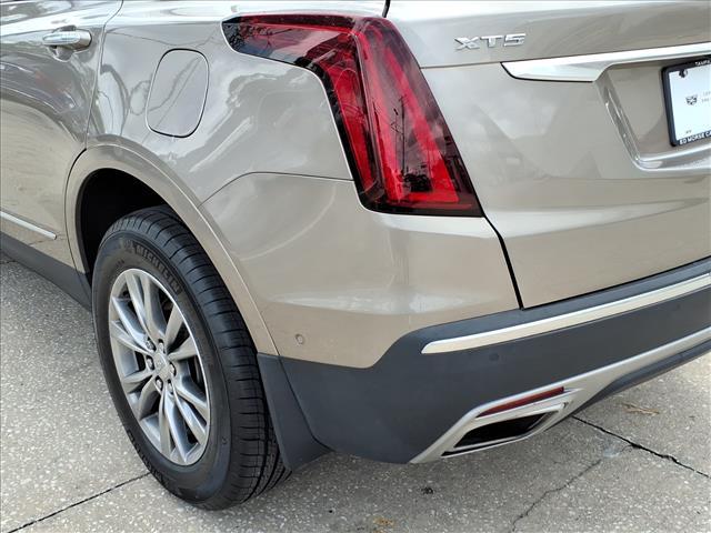 used 2022 Cadillac XT5 car, priced at $34,031