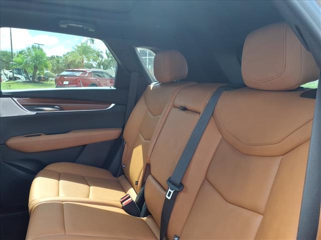 used 2022 Cadillac XT5 car, priced at $34,031