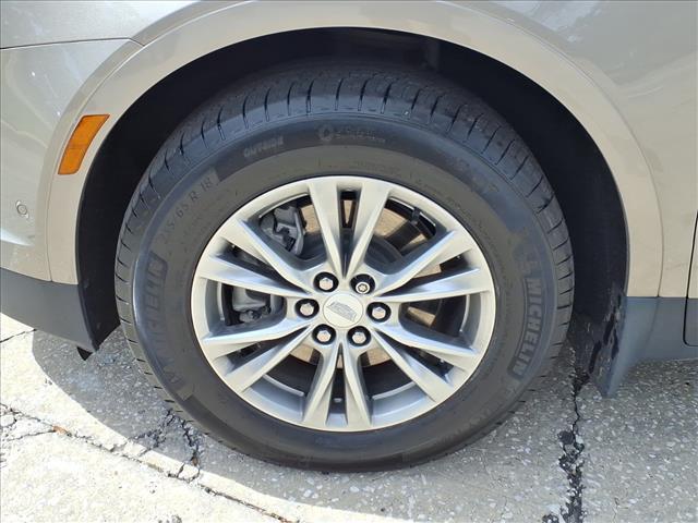 used 2022 Cadillac XT5 car, priced at $34,031