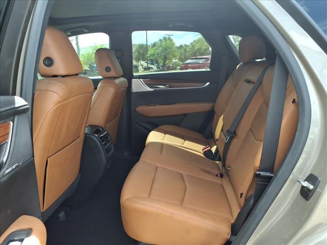used 2022 Cadillac XT5 car, priced at $34,031