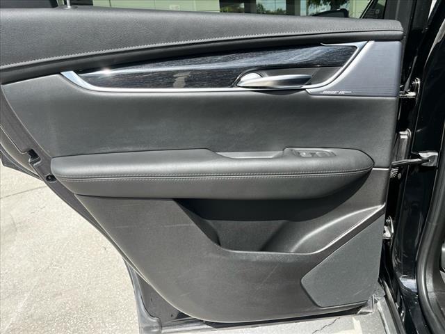 used 2023 Cadillac XT5 car, priced at $35,372