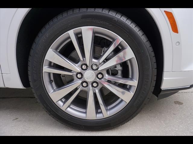 new 2025 Cadillac XT6 car, priced at $61,765