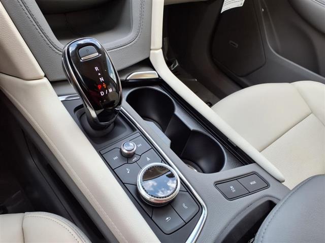 new 2025 Cadillac XT6 car, priced at $61,765
