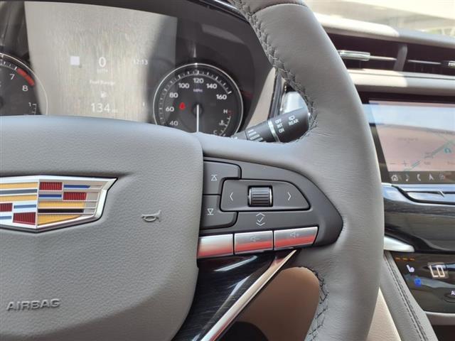 new 2025 Cadillac XT6 car, priced at $61,765