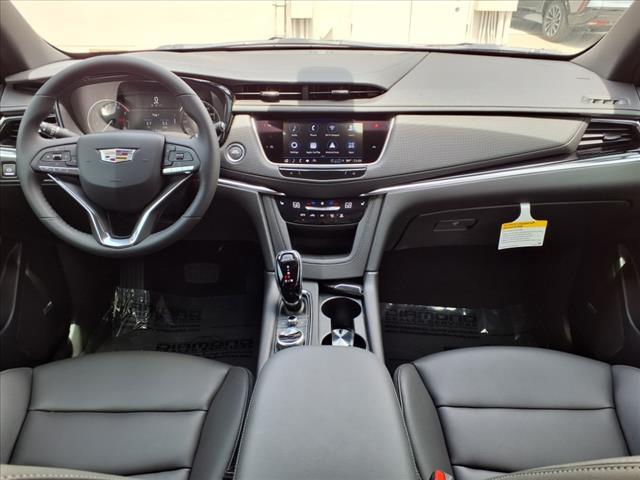 new 2025 Cadillac XT6 car, priced at $51,915