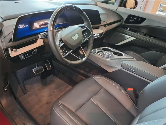 used 2025 Cadillac OPTIQ car, priced at $42,762