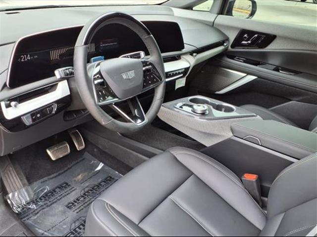 new 2025 Cadillac OPTIQ car, priced at $55,615