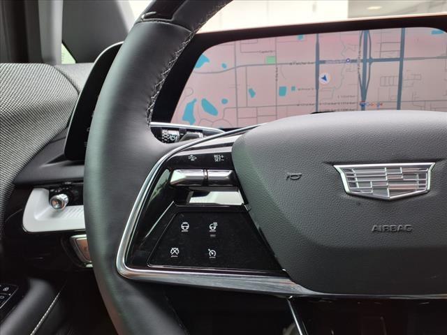 new 2025 Cadillac OPTIQ car, priced at $55,615