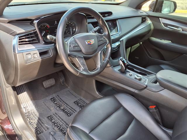 used 2021 Cadillac XT5 car, priced at $19,216