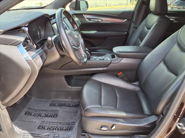 used 2021 Cadillac XT5 car, priced at $19,216