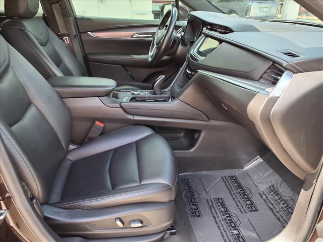 used 2021 Cadillac XT5 car, priced at $19,216