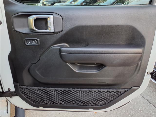 used 2020 Jeep Gladiator car, priced at $27,997