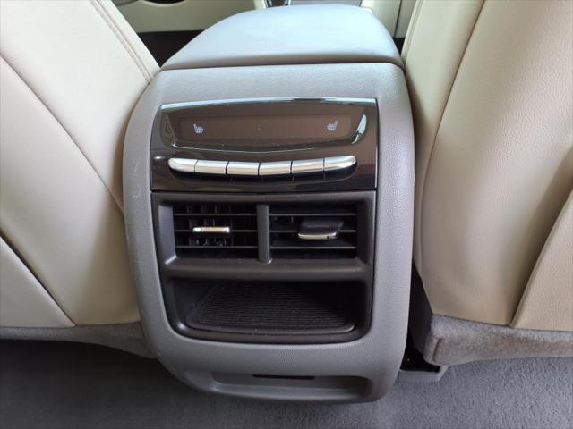 used 2022 Cadillac XT5 car, priced at $32,011