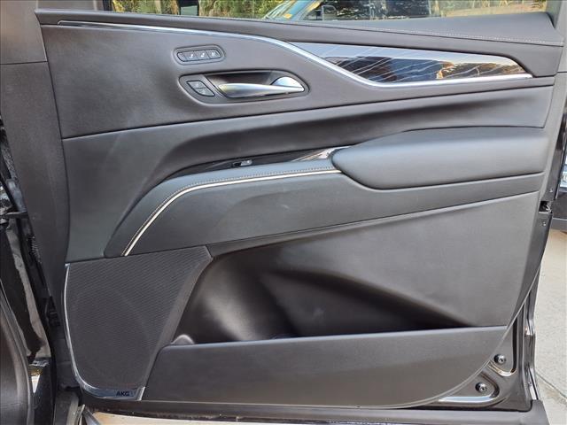 used 2023 Cadillac Escalade ESV car, priced at $70,990