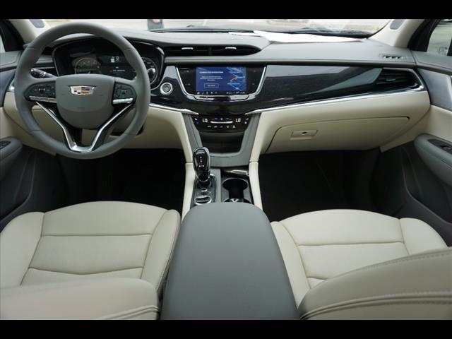 new 2025 Cadillac XT6 car, priced at $57,515