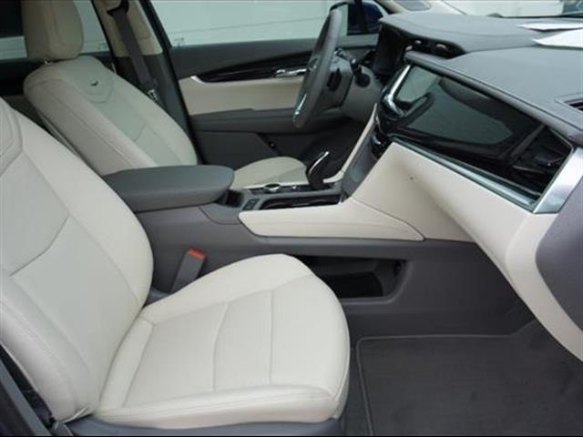 new 2025 Cadillac XT6 car, priced at $57,515