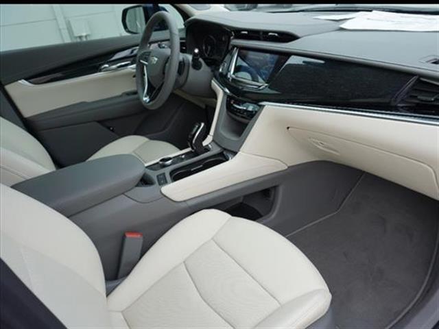 new 2025 Cadillac XT6 car, priced at $57,515