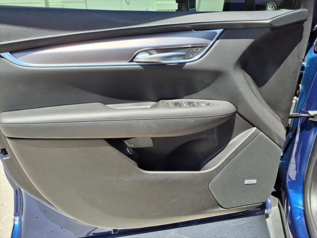 used 2023 Cadillac XT5 car, priced at $28,271