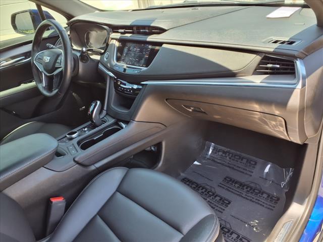 used 2023 Cadillac XT5 car, priced at $27,901