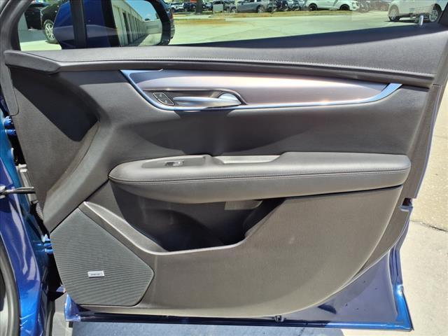 used 2023 Cadillac XT5 car, priced at $27,901