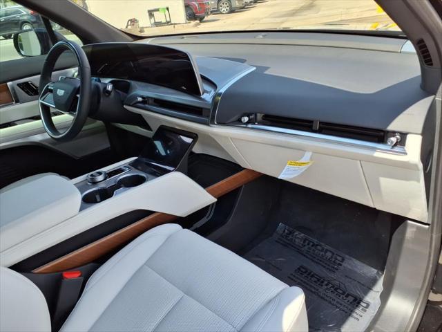 new 2026 Cadillac VISTIQ car, priced at $80,715