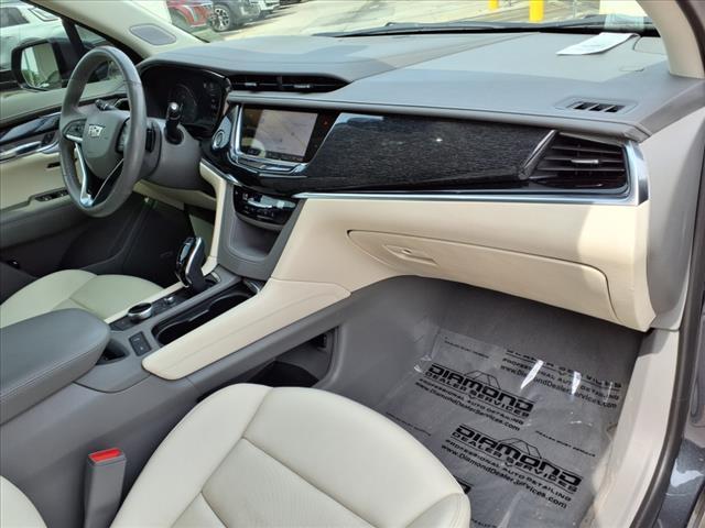 used 2022 Cadillac XT6 car, priced at $33,855