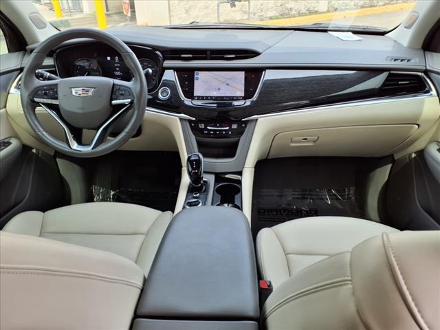 used 2022 Cadillac XT6 car, priced at $33,855