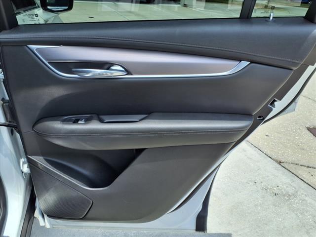 used 2022 Cadillac XT6 car, priced at $30,483
