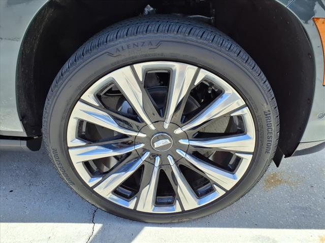 new 2025 Cadillac Escalade ESV car, priced at $115,914